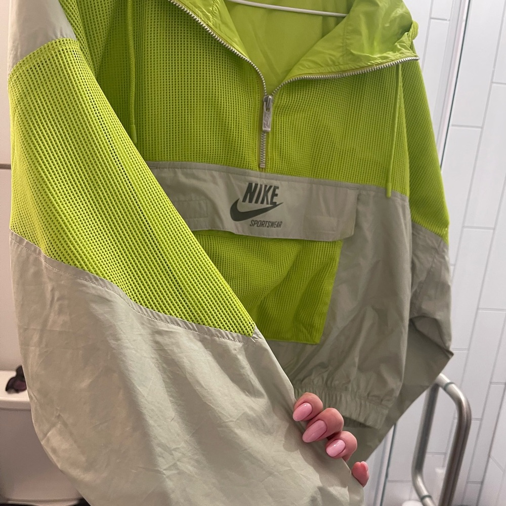 NIKE NEON GREEN HOODED WINDBREAKER M - Picture 4 of 8